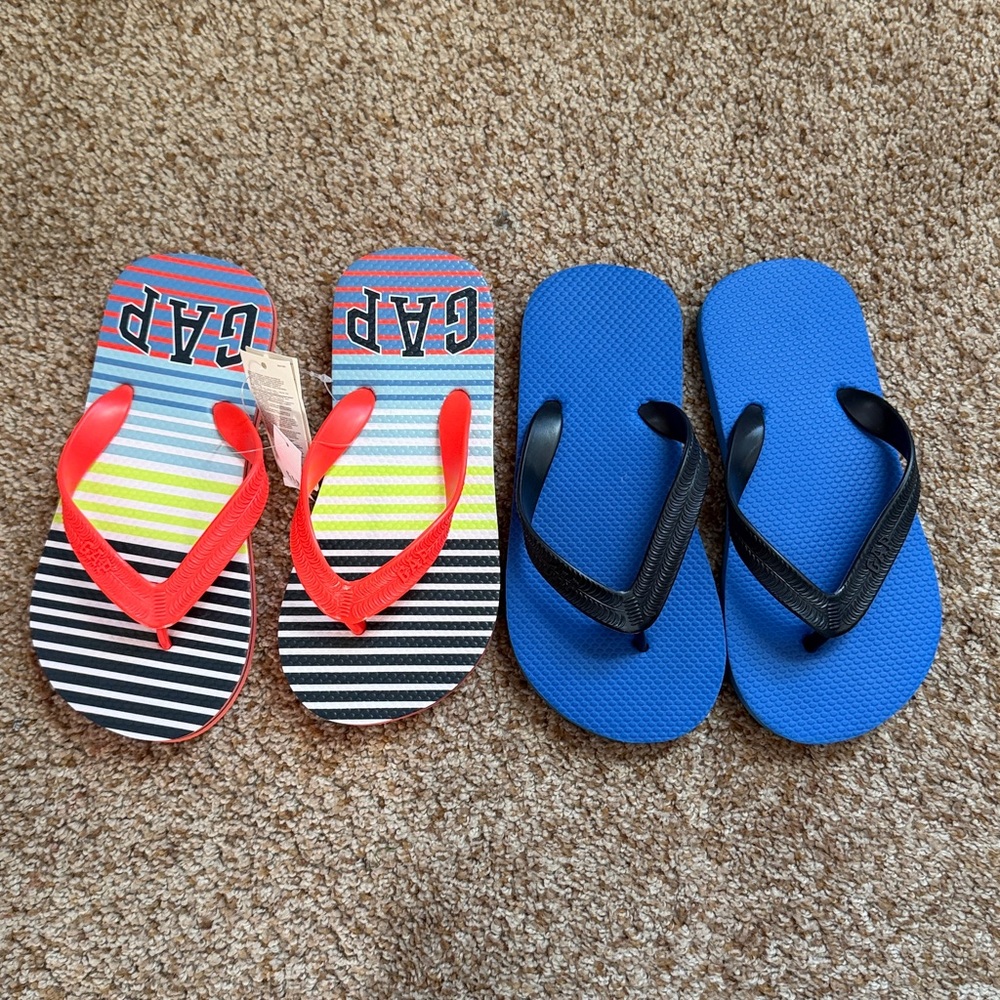 NWT Gap Factory striped, worn Gap blue/black flip flop, 1-2
